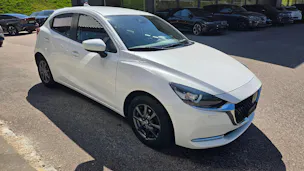 Mazda 2 SKYACTIV-G 90 Mild Hybrid Revolution