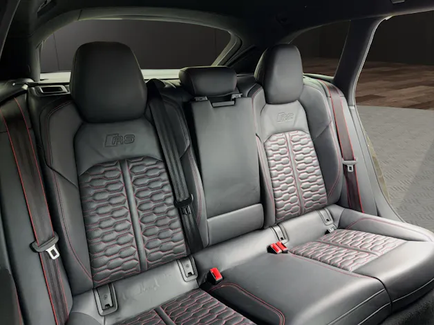 Audi RS6 Avant 4.0 TFSI V8 quattro