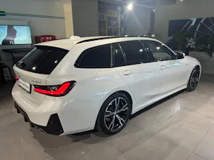 BMW 320d xDrive 48V Touring Steptronic M Sport