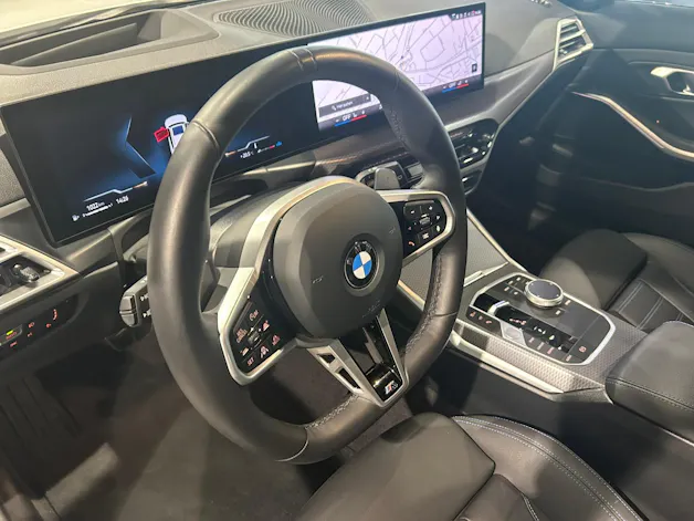 BMW 320d xDrive 48V Touring Steptronic M Sport