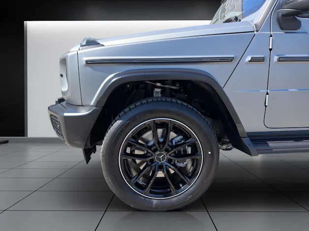 Mercedes-Benz G 500 9G-Tronic