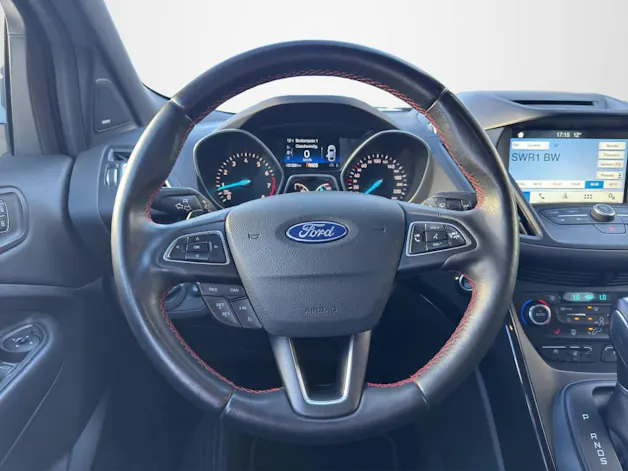 Ford Kuga 2.0 EcoB 240 ST-Line