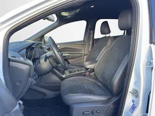 Ford Kuga 2.0 EcoB 240 ST-Line