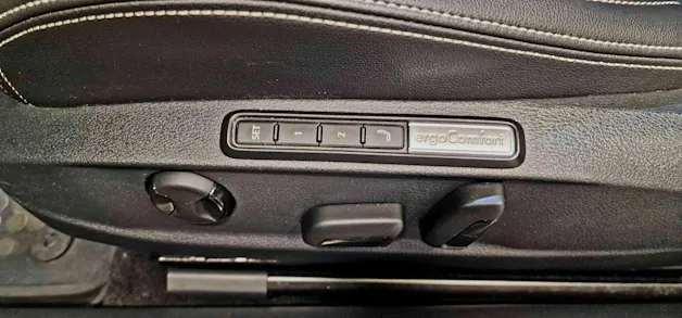 VW Passat 2.0 TDI BMT Elegance 4Motion DSG