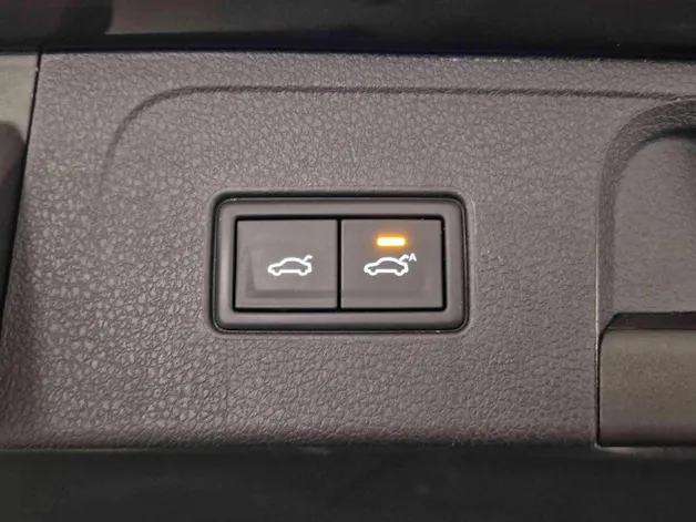 VW Passat 2.0 TDI BMT Elegance 4Motion DSG