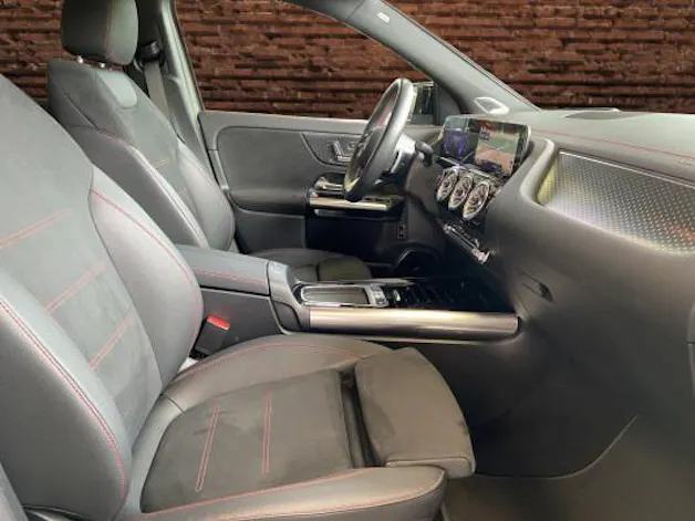 Mercedes-Benz EQA 350 4M Excellence