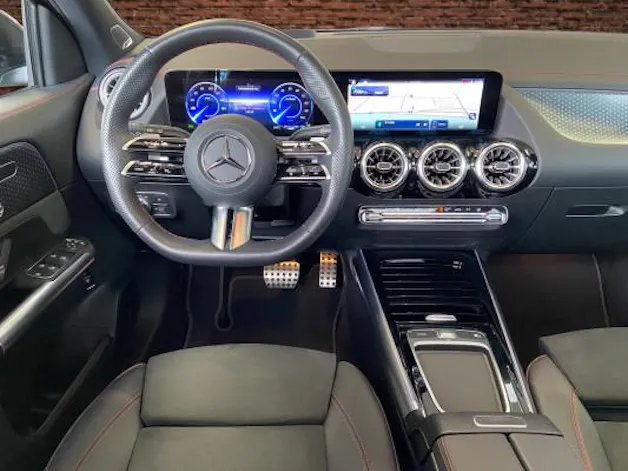 Mercedes-Benz EQA 350 4M Excellence
