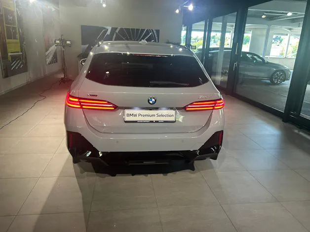 BMW 520d xDrive 48V Touring M Sport Steptronic