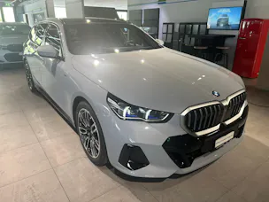 BMW 520d xDrive 48V Touring M Sport Steptronic