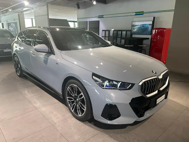 BMW 520d xDrive 48V Touring M Sport Steptronic