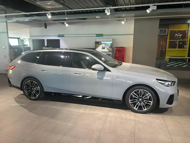 BMW 520d xDrive 48V Touring M Sport Steptronic