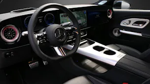 Mercedes-Benz CLA 350 4matic Shooting Brake with EQ-Technology