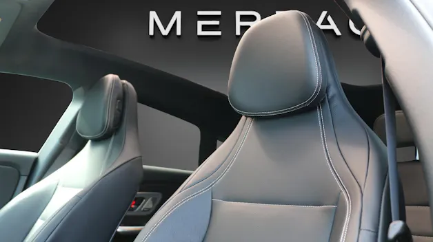 Mercedes-Benz CLA 350 4matic Shooting Brake with EQ-Technology