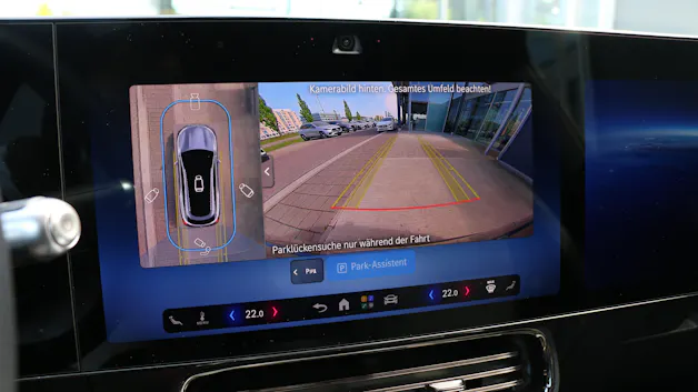 Mercedes-Benz CLA 350 4matic Shooting Brake with EQ-Technology