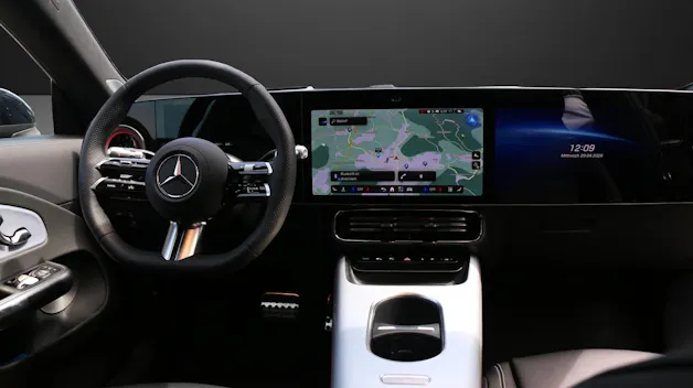 Mercedes-Benz CLA 350 4matic Shooting Brake with EQ-Technology