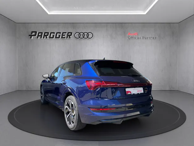 Audi e-tron 55 S Line Black Edition quattro