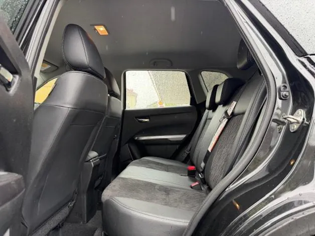 Suzuki Vitara 1.5 HyCompact Top