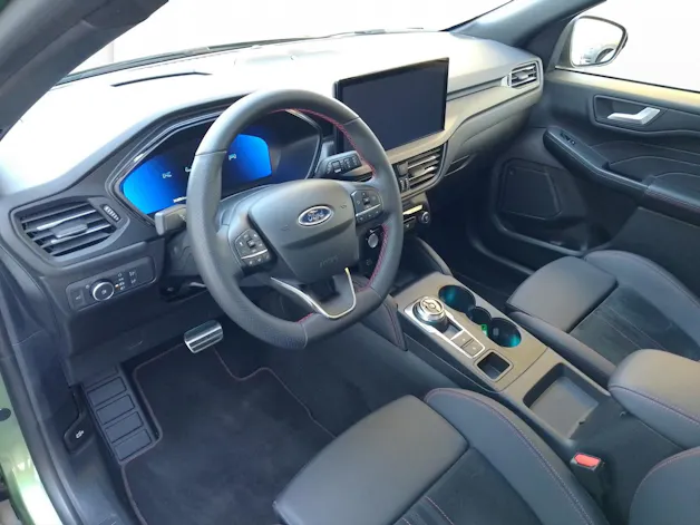 Ford Kuga 2.5 Hybrid ST-Line X 4x4