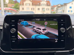 VW T-Roc R 4MOTION BLACK STYLE *** PANORAMAGLASDACH & VIELES MEHR ***
