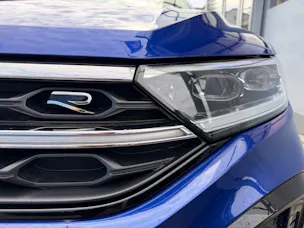 VW T-Roc R 4MOTION BLACK STYLE *** PANORAMAGLASDACH & VIELES MEHR ***