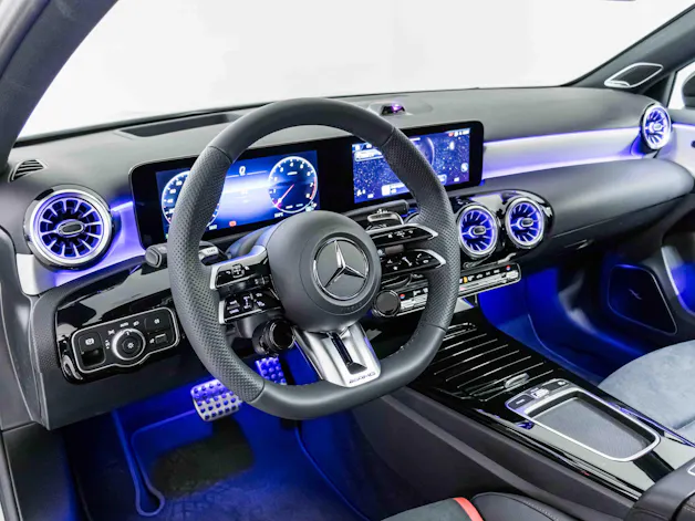Mercedes-Benz A 35 AMG 4MATIC