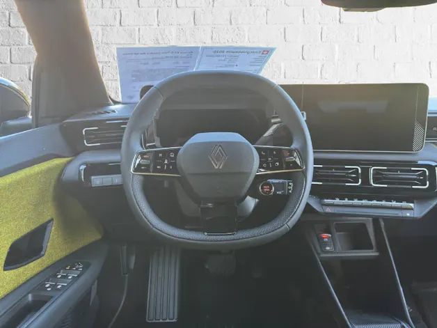 Renault R5 E-Tech Comfort Range iconic five