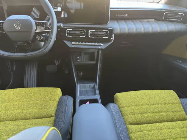 Renault R5 E-Tech Comfort Range iconic five