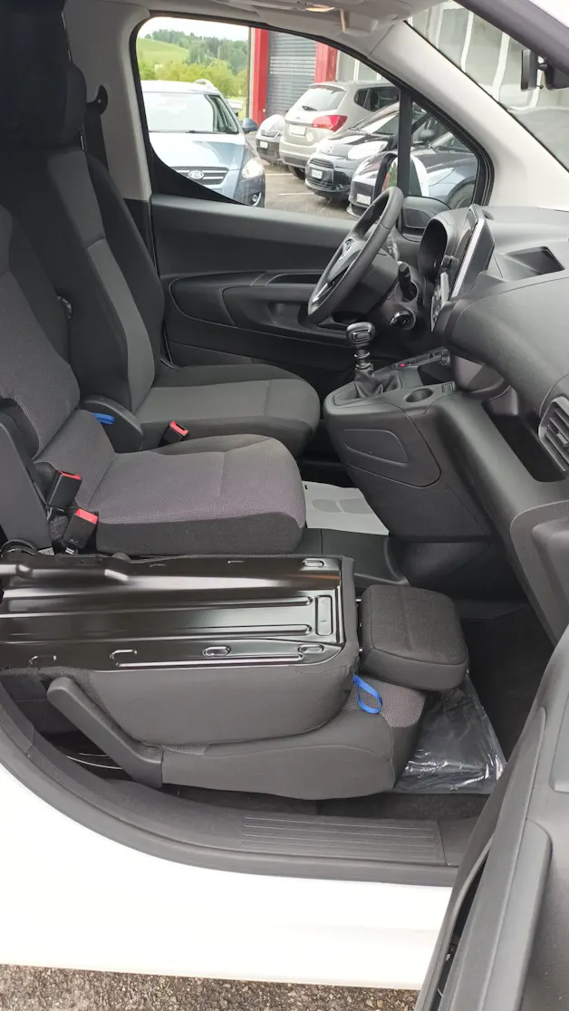Opel Combo 1.2 Cargo Essentia start/stop