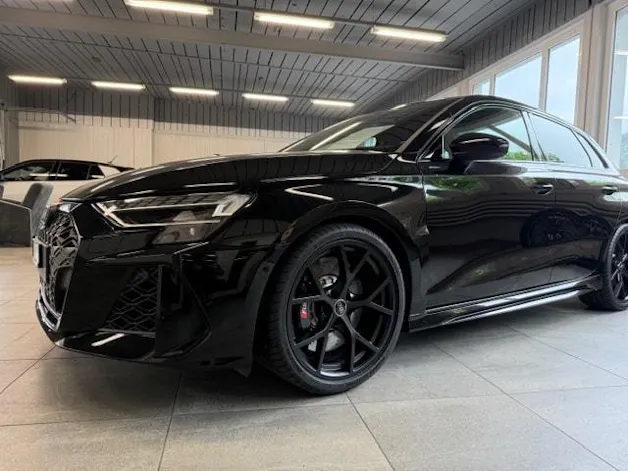Audi RS3 SB 2.5 TSI quattro