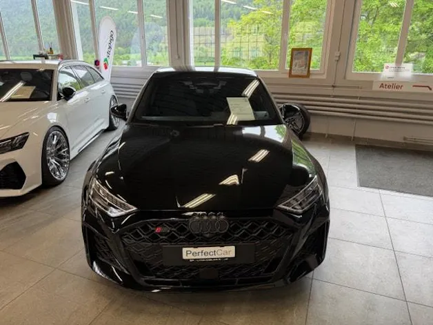 Audi RS3 SB 2.5 TSI quattro