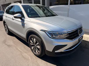 VW Tiguan Move 1.5 TSI DSG *** PANORAMAGLASDACH ***