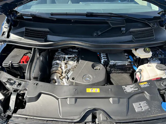 Mercedes-Benz Style 2300mm lang 4Matic 9G Tronic