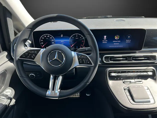 Mercedes-Benz Style 2300mm lang 4Matic 9G Tronic