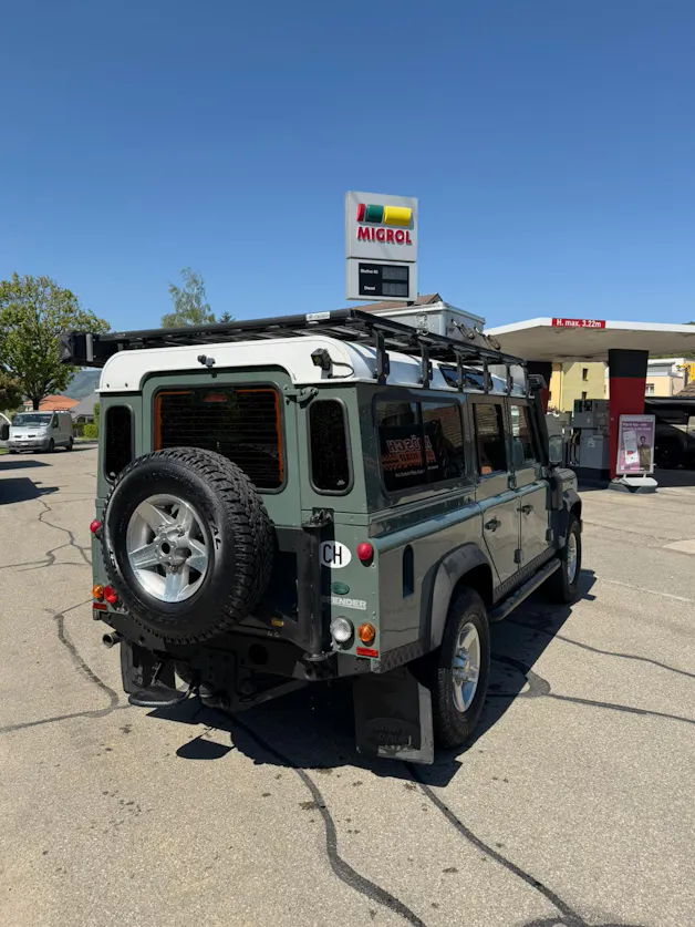 Land Rover Defender 110 2.4 Td4 Station Wagon