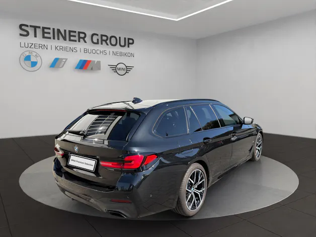 BMW 530d xDrive 48V Touring Pure M Sport Steptronic