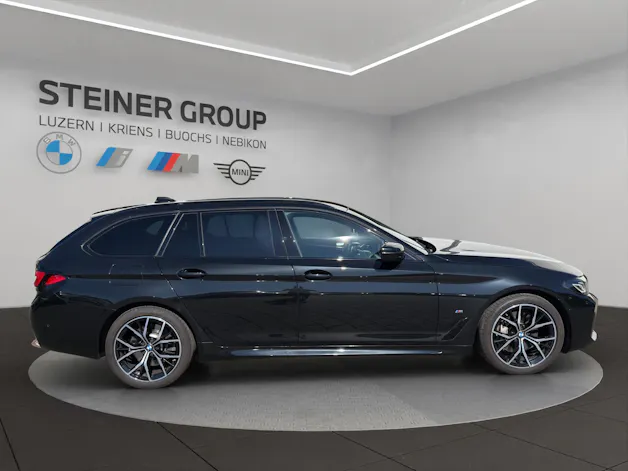 BMW 530d xDrive 48V Touring Pure M Sport Steptronic