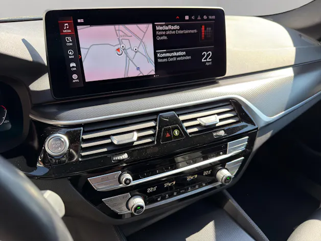 BMW 530d xDrive 48V Touring Pure M Sport Steptronic