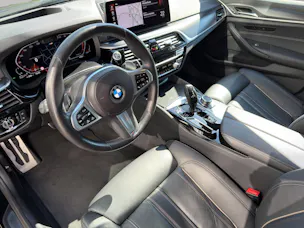 BMW 530d xDrive 48V Touring Pure M Sport Steptronic