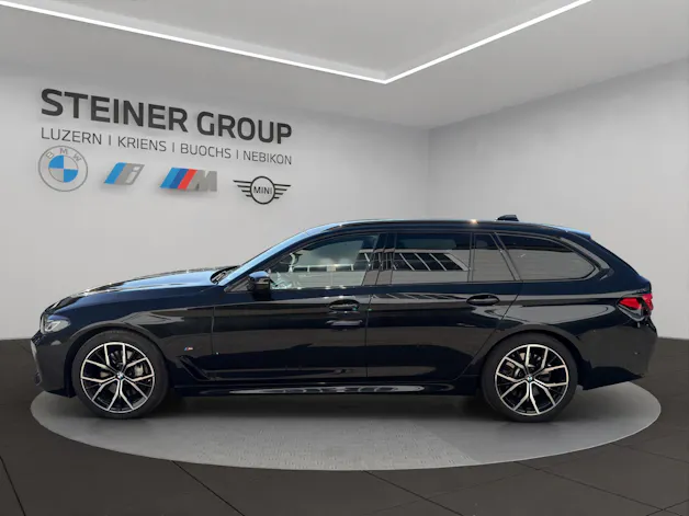 BMW 530d xDrive 48V Touring Pure M Sport Steptronic