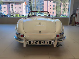 Mercedes-Benz SL
