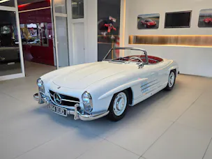 Mercedes-Benz SL