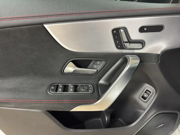 Mercedes-Benz CLA SB 35 AMG 4Matic