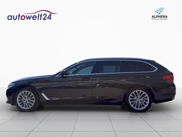 BMW 540i xDrive Touring Luxury Line Steptronic