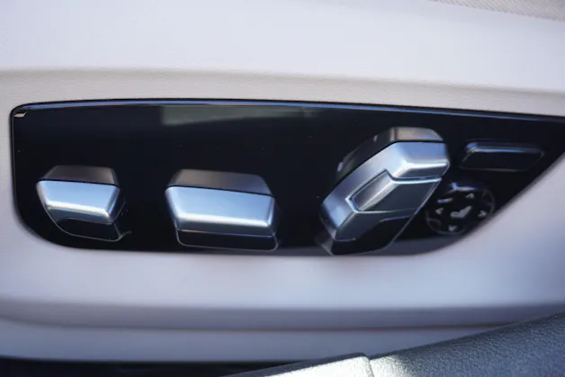 BMW 540i xDrive Touring Luxury Line Steptronic