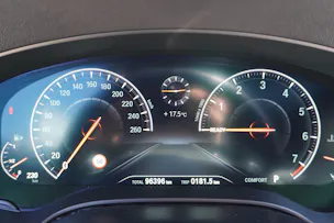 BMW 540i xDrive Touring Luxury Line Steptronic