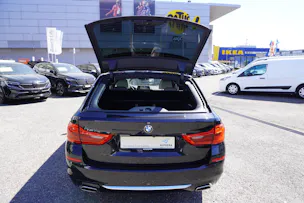 BMW 540i xDrive Touring Luxury Line Steptronic