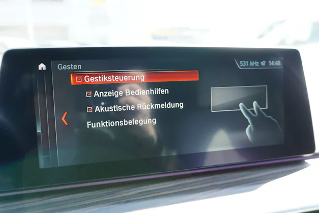 BMW 540i xDrive Touring Luxury Line Steptronic