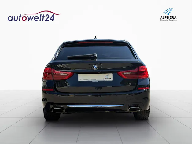 BMW 540i xDrive Touring Luxury Line Steptronic