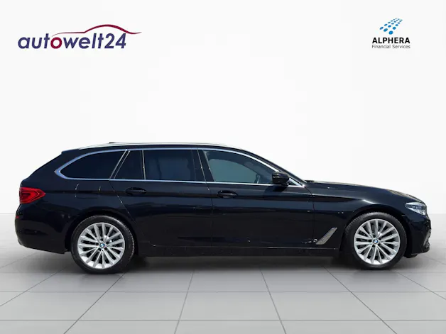 BMW 540i xDrive Touring Luxury Line Steptronic