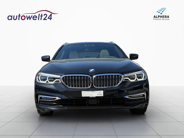 BMW 540i xDrive Touring Luxury Line Steptronic